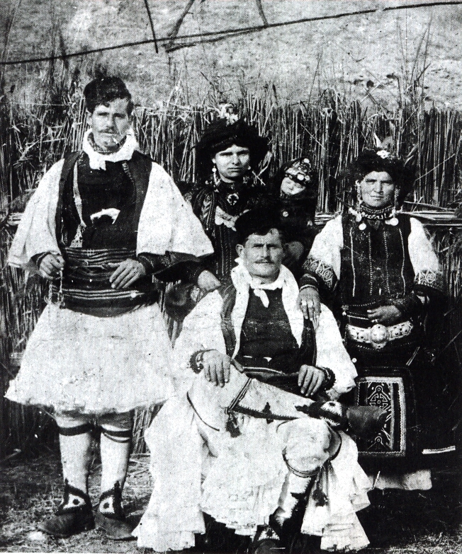 Sarakatsanoi Tseligkes, one of the major subgroups of the nomadic shepherds of southern Macedonia and Thrace.
