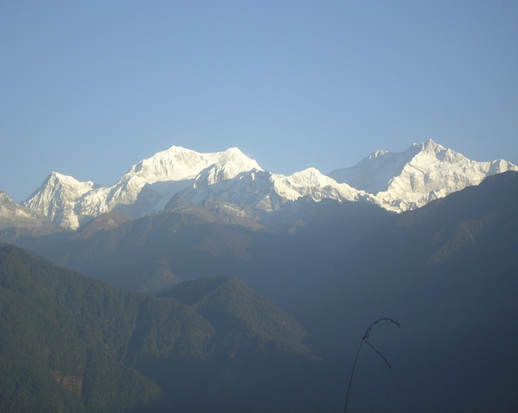 Kanchendzonga, the mountain deity protector of Sikkim. Photograph by Kalzang Dorjee Bhutia. CC BY 4.0.